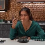 Kajol Instagram - Nothing like bonding with one of my favourites, for some leg-pulling and hot soup. The 2 things I find delicious. . #Knorr #RestaurantLikeFood #HopelessChefs #Soup