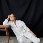 Kajol Instagram - Wear White Rules- - Do not eat anything. - Do not drink anything besides a sip or two of just plain water. - Do not go into a crowd of people who may be eating or drinking something.. 🤔 - In other words wear it at home for 20 mins click a picture and CHANGE! 😜
