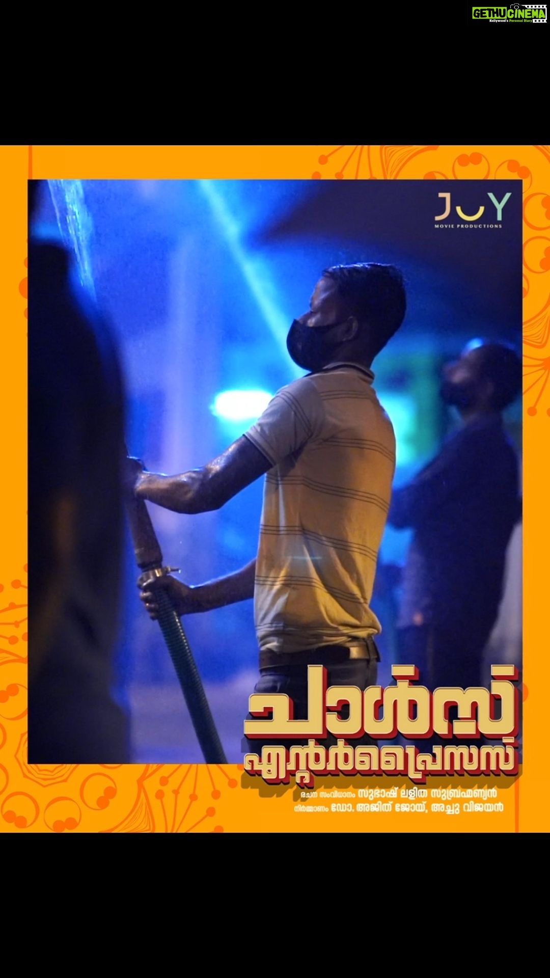 Kalaiyarasan Instagram - 🎶Thanka mayile thanka mayile🎶 Hereby presenting 🎁 the first video song "Metro painkili " from "Charles Enterprises ". Please do watch and spread the joy 😊 . Please follow our YouTube channel #Joymusics for the update. Tons of Luv💙 @urvashi_actress @balu__varghese @kalaiyarasananbu @guru_somasundaram @abhija.actress @sujithshankers @drjoyajith @subhashlalithasubrahmanian @murukandownthehill @ashok.ponnappan @achuvijayan @swaroopphilip #thangamayilu #metropainkili #charlesenterprisesmovie #subhashlalithasubrahmanian #urvashi #baluvarghese #kalaiyarasananbu #gurusomasundaram #joymusics #subramaniankv #joymovieproductions #teaserout #malayalamcinema #tamilsong #ComingSoon2023