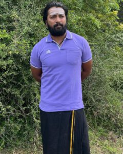 Kalaiyarasan Instagram - It’s a wrap of #Pettaikaali 
One of my fav looks 
Thanks @la.rajkumar anna @vetrimaaran_._ sir 
@ahatamil for this ❤️