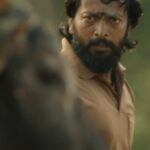 Kalaiyarasan Instagram - Manishi ki Manishi madhya yuddham Sadaranam Kani Pogarekkina Potla githha ki Manishi ki madhya poratam Romachitham..!! #JalikkatuOnAHA Premieres April 26🔥 #Pettaikaali #Vetri_Maaran @la.rajkumar @r.velraj.isc @musicsanthosh @kalaiyarasananbu @sheela14_official @actorkishore #MerkuthodarchimalaiAntony @balahasanr @thendr_zephyr @jigowtham @monisha_moshika editorsudharsan @ramuthangaraj @velaramamoorthy