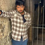 Kalidas Jayaram Instagram - Don’t give up on your dreams. Keep sleeping.🙏🏼😇 Travel partner @gtholidays.in Tower of London