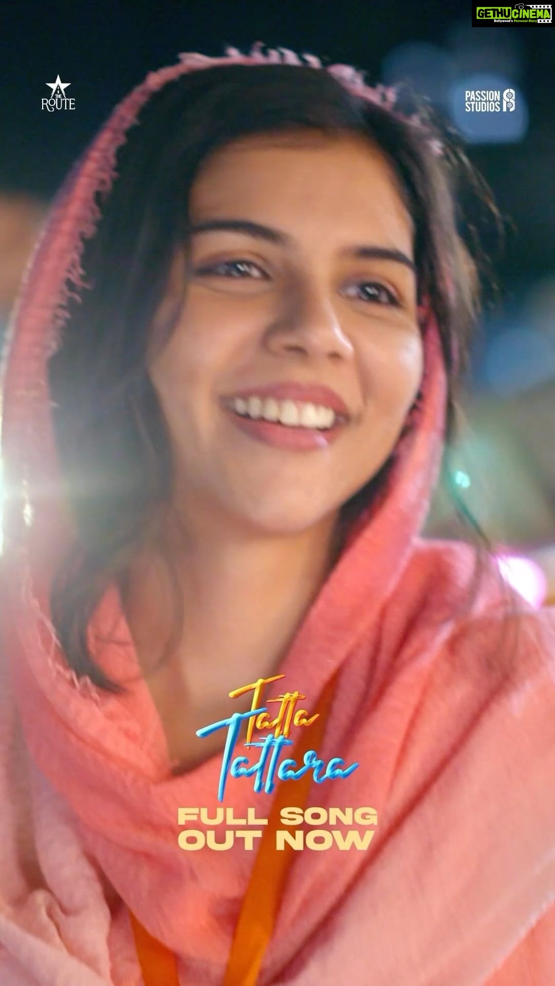 Kalyani Priyadarshan Instagram - Vibe mode ON 🤩 #SeshamMikeilFathima’s first single is here! #TattaTattara ▶️ Link in bio 🎙️ @anirudhofficial 🖋️ @suhailmkoya 🎵 @heshamabdulwahab @kalyanipriyadarshan @jagadish_palanisamy #SudhanSundaram @manuckumar4 @santha_dop @kirandas_editor #NimeshThanoor @aiishwarya_suresh @renjithnair7920 @avantika_kanagaraj @aneeshgmenon @feminageorge_ @shaheen_sidhique @sukudamodar @dhanyabalakrishnan_stylist @ronexxavier4103 @richard_zaviour @dony_prakuzhy @yellow_tooths @xblakpradeep @therouteofficial @passionstudiosoffl_ @pratheeshsekhar @thinkmusicofficial