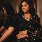 Kalyani Priyadarshan Instagram - Currently obsessed with the vibe of summer blacks 🖤 📸: @merin__georg