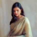 Kalyani Priyadarshan Instagram - 🕊️🦩🦚 @kalyanjewellers_official @archanajaju.in @ajaykumar_elango @shruthimanjari