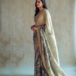 Kalyani Priyadarshan Instagram - 🕊️🦩🦚 @kalyanjewellers_official @archanajaju.in @ajaykumar_elango @shruthimanjari