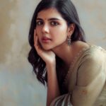 Kalyani Priyadarshan Instagram - 🕊️🦩🦚 @kalyanjewellers_official @archanajaju.in @ajaykumar_elango @shruthimanjari