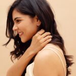 Kalyani Priyadarshan Instagram - Happy Valentines/Galentines everyone! 💕. #sayitwithsomethingspecial with @kalyanjewellers_official
