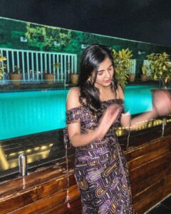 Kalyani Priyadarshan Instagram - That difference of Day Vs Night 💜