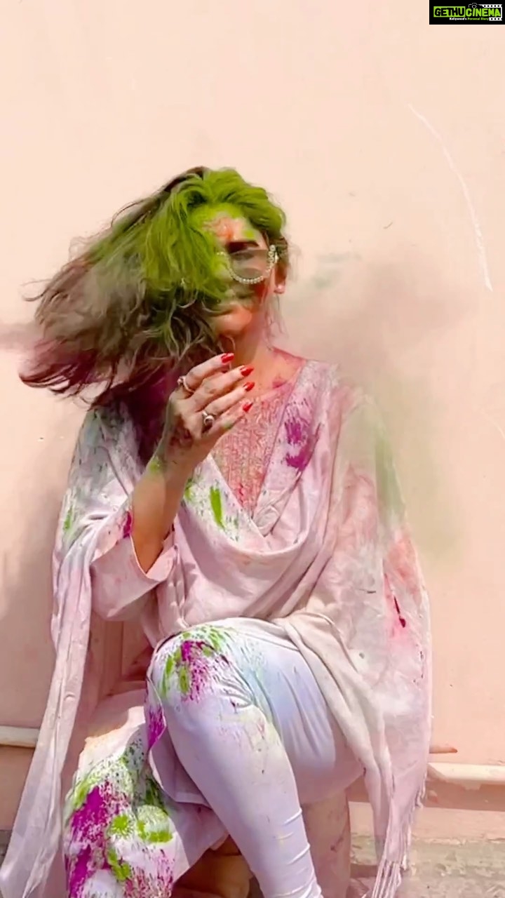 Kangna Sharma Instagram - Happy Holi Everyone ❤️