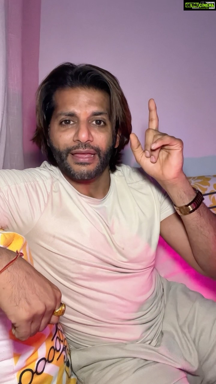 Karanvir Bohra Instagram - Cover picture funny hai, but content inspiring hai …… “Shoe is just a shoe until someone wears them.” #kvb #karanvirbohra #air on @primevideoin