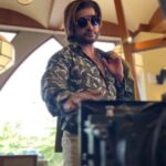 Karanvir Bohra Instagram - Every actor's home....#shootingset He feels like a "tiger" out there.... Have you been watching #samarahluwalia keep keep spreading love for #humrahenarahehum @sonytvofficial and of you miss it, @sonylivindia zindabad ❤️ @swastikproductions