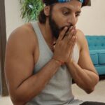Karanvir Bohra Instagram - I was pleasantly shocked to see how my children are improving day by day with their daily practice of the#intutionprograme @artofliving P.s. i realised daily practice with them, i improved my intuition too 😇
