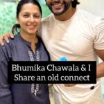Karanvir Bohra Instagram - Met this wonderful girl @bhumika_chawla_t at an @artofliving programme today... We go way back than #radhee from #terenaam too 😂
