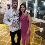 Karishma Sharma Instagram – About last night, spent a special night with all my favourites. What a night 💖💖💖💘

Thank you @bingemumbai for hosting us 🍜