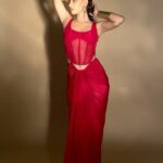 Karishma Sharma Instagram - You should see me in a Crown 👸 Team KS @pehelaggarwal @rivashion @makeupbykhushikhivishra @arifayadav_makeyougorgeous @deme_love_ @so_fetch_love