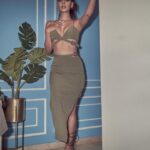 Karishma Sharma Instagram - NO GUTS, NO GLORY ❤️‍🔥💚 Shot by @dieppj Makeup by @niccky_rajaani Hair by - @arifayadav_makeyougorgeous Outfit @frisky.in