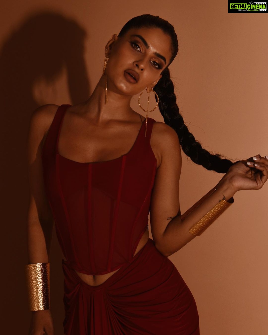 Karishma Sharma Instagram - I could make the party hot ❤️ Shot by @pehelaggarwal Styled by @rivashion Outfit @deme_love_ Earring by @so_fetch_love Makeup @makeupbykhushikhivishra Hair by @arifayadav_makeyougorgeous