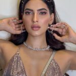 Karishma Sharma Instagram - ❤️‍🔥❤️‍🔥❤️‍🔥 Shot by @dieppj Makeup by @makeupbykhushikhivishra Hairby @arifayadav_makeyougorgeous