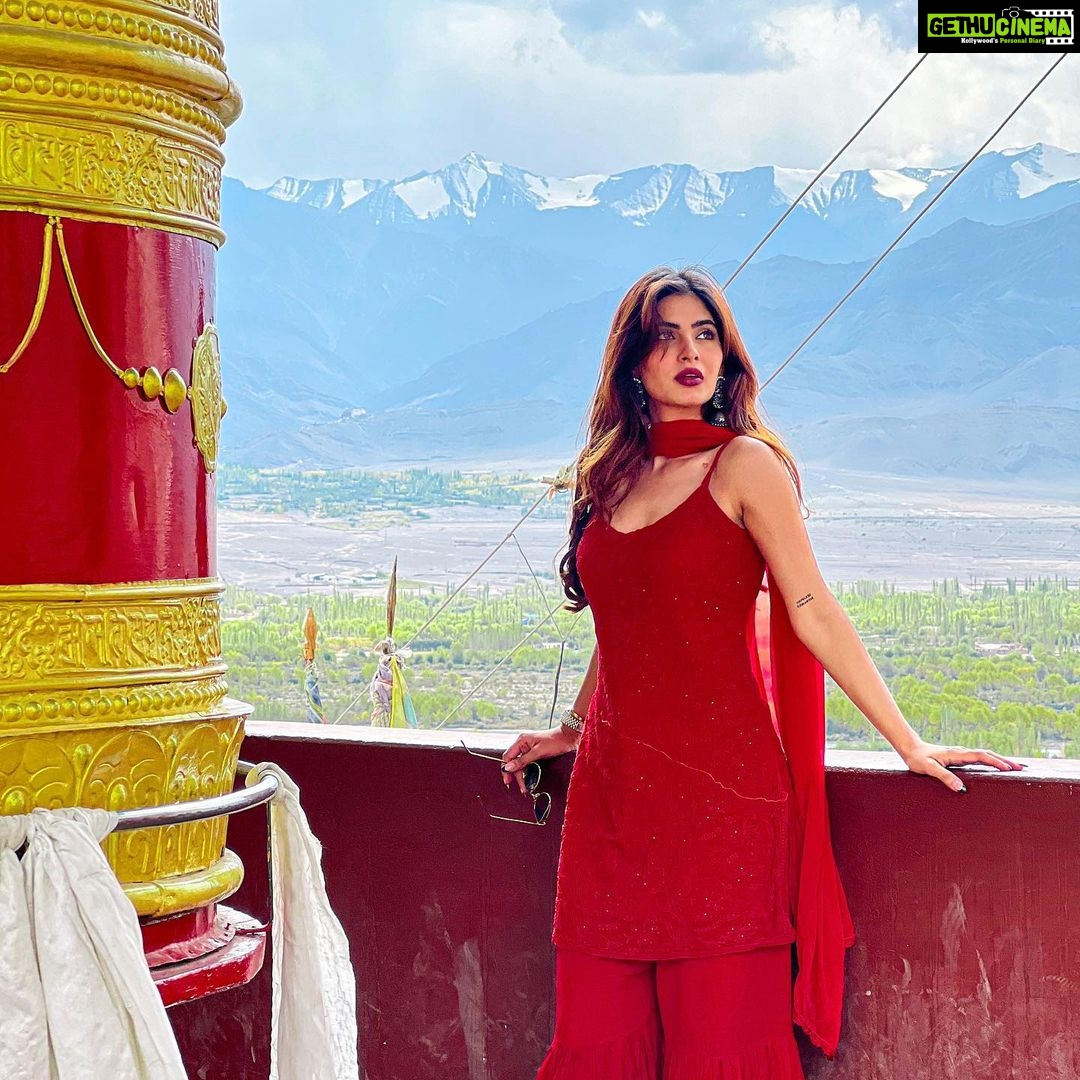 Karishma Sharma Instagram - Ladakh you’re being missed…. 🌟🙏❤️