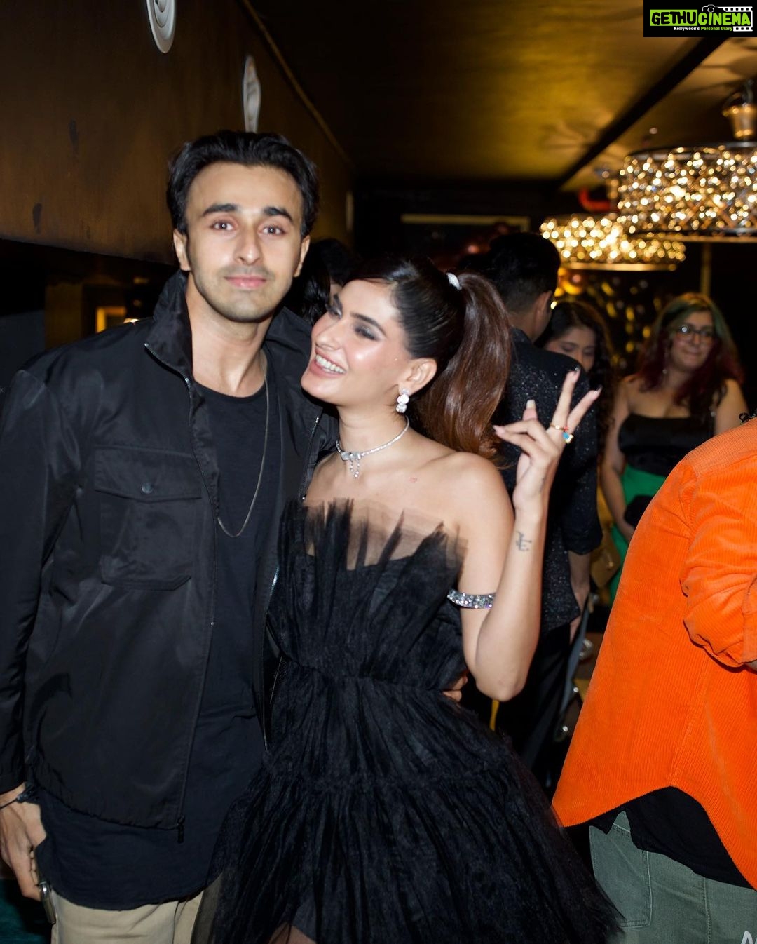 Karishma Sharma Instagram - Part : 2 Happiness dose ❤️❤️❤️