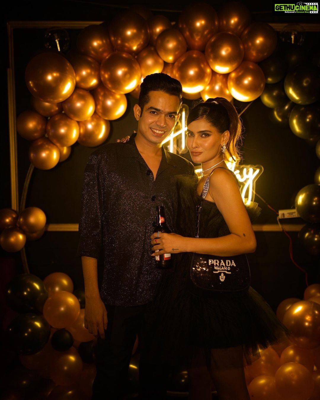 Karishma Sharma Instagram - Part : 2 Happiness dose ❤️❤️❤️