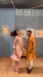Karishma Tanna Instagram - Something fun coming up wit @zakirkhan_208 Stay tuned doston 😊🙏 #reels #reelsinstagram #love #trending #explore
