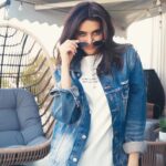 Karishma Tanna Instagram - Wassup Monday ? 🥸 #reelsinstagram #reels #trending #explore #karishmatanna @haroon_ali15 😎