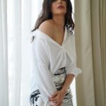 Karishma Tanna Instagram - She was her own muse 🦋 #potd #love #karishmatanna #instagram #2023