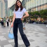 Karishma Tanna Instagram - Let’s pose and laugh 😆 #potd #holiday #love #mood #karishmatanna #travel #instagram #explore