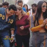 Kashmera Shah Instagram – Krushna and kashmira at CritiCare Asia (Kurla).
.
.
#kashmerashah #krushnaabhishek #jasus007 @kashmera1 @krushna30