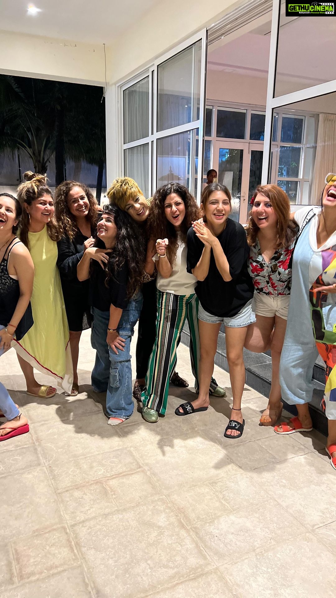 Kashmera Shah Instagram - @vandanasajnaniofficial @rohitkverma @munishakhatwani @nehaadhvikmahajan @manalijagtap @tannazirani_ @saraarfeenkhan @mukherjeeronita @banerjeepuja