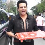 Kashmera Shah Instagram - @krushna30 @kashmera1 Talking Ganpati Bappa At Her Home #viralbollywood #viral #krushnaabhishekfans #kashmerashahfans