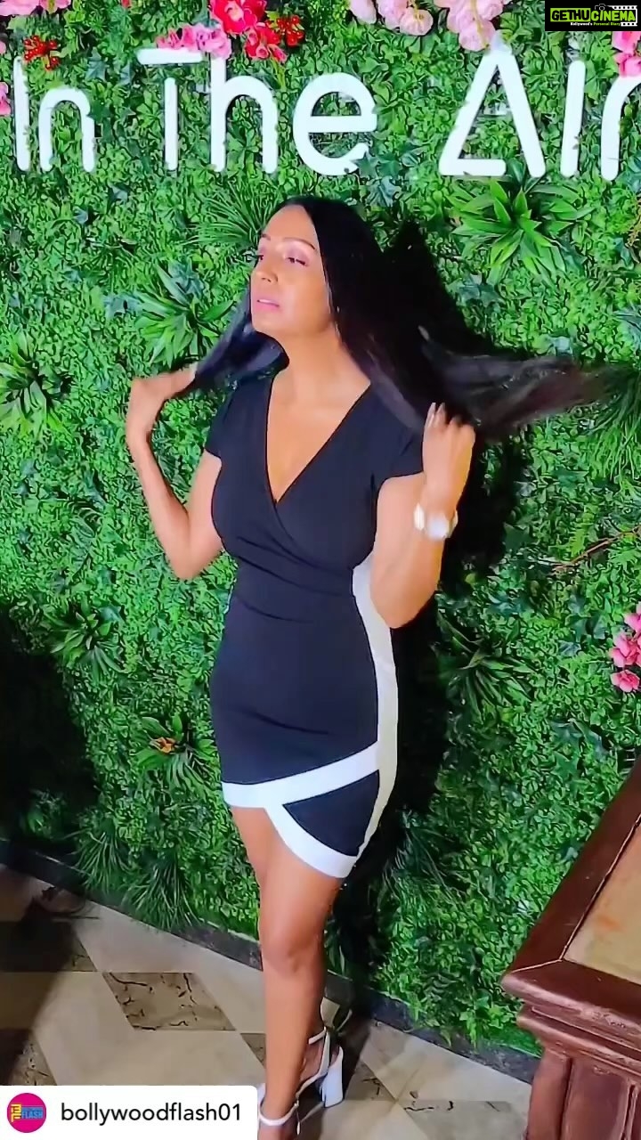Kashmera Shah Instagram - Just like that today