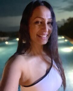 Kashmera Shah Instagram - Had a fabulous time with my #girlgang in #goa. Stayed at an awesome place which boasts of an infinity pool and you all know how much I love the pool. So I absolutely endorse this place. Thank you for hosting us @cluboxygenworld and @vandanasajnaniofficial. I am sure to be back here soon. #holidayvibes #kashmerashah #kashmirashah #bikini #bikinibodies #infinitypool #staycation #trip #kittycats @shashang_iyer