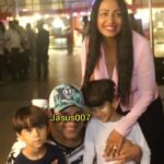 Kashmera Shah Instagram - Happy family.Krushna Abhishek & Kashmera shah With Family At Airport. . . #krushnaabhishek #kashmerashah #jasus007
