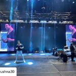 Kashmera Shah Instagram - Best of luck. Rock the stage in #toronto @krushna30 @kapilsharma @kikusharda @rajivthakur007 @chandanprabhakar @sumonachakravarti @tksshowofficial