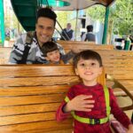 Kashmera Shah Instagram - Happy Father’s Day We miss you here Daddy @krushna30 #chikupiku #rayaanksharma #krishaangksharma #kashmerashah #kashmirashah #kash #daddyslove #daddyslittleboys