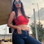 Kashmera Shah Instagram - One of my moods #kashmerashah #kashmirashah #kash #klosetbykash #hot #bollywood #bollywoodsongs #bollywoodmovies #bollywoodstyle
