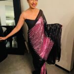 Kashmera Shah Instagram - What you think of yourself is much more important than what others think of you @klosetbykash @boofilmz @krushna30 @rishaabchauhaan @artisingh5 #kashmerashah #kashmirashah #kash #klosetbykash #boofilmz #womendirectors #indiandirectors #actors #actorslife #bollywoodsongs #bollywood #bollywooddance #bollywoodmovies #bollywoodstyle #bollywoodhot #sari #saree #indian