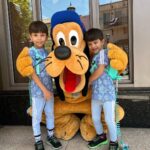 Kashmera Shah Instagram - Happy Birthday 5 th birthday my darlings. Thank you for making us relive our childhood again at #disneyland love you and god bless @krushna30 @rishaabchauhaan @artisingh5 @klosetbykash #chikupiku #rayanksharma #krishaangksharma #kashmerashah #kashmirashah #kash