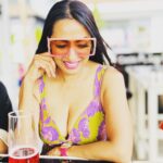 Kashmera Shah Instagram - Do not depend too much on anyone. Everyone changes when they meet new people DM for the price of this top available only on @klosetbykash @kashmera1 #kashmerashah #kashmirashah #kash #klosetbykash #womendirectors #bollywood #bollywoodstyle #bollywoodsongs #bollywoodhot #bollywoodmovies #actresses #sexy #sensuous #brown #indianactresses