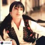 Kashmera Shah Instagram - My struggle and tribulations so well put by the one person that actually discovered me. Thank you @dineshrahejaworkshop and @htbrunch for this lovely piece and thank you @mrkhabri for digging this out. Have a good read @krushna30 @artisingh5 @rishaabchauhaan @klosetbykash @boofilmz #kashmerashah #kashmirashah #kash #kashisback #klosetbykash #journey #decade #stunning #sexy #sensuous #womendirectors #bollywoodhot #bollywoodfashion