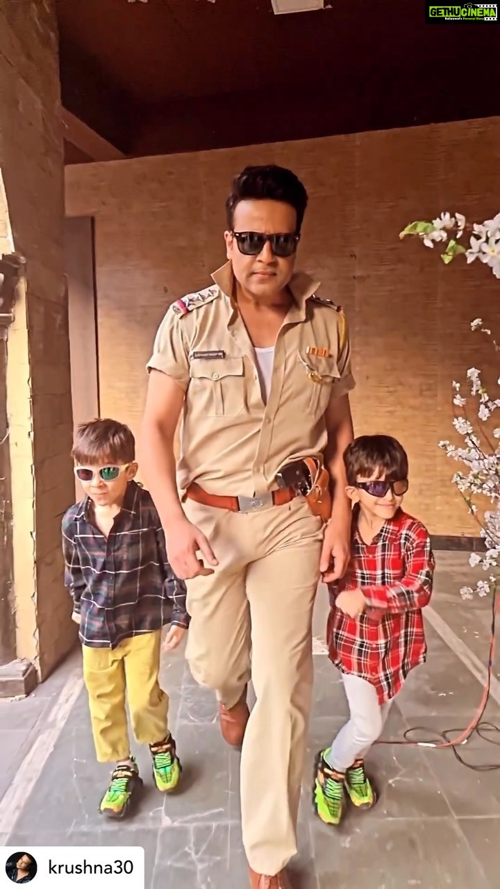 Kashmera Shah Instagram - My three heroes @krushna30 #rayaanksharma #krishaangksharma #chikupiku