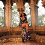 Kashmera Shah Instagram - Things may come to those that wait but only those things that are left by the ones that hustle. DM for the price of this sexy dress. Only available in Size M on @klosetbykash and @kashmera1 #kashmerashah #kashmirashah #kash #diva #bollywood #bollywoodsongs #bollywoodhot #bollywoodmovies #bollywoodstyle #bollywoodsexy #enigma #sensuous #exotica #erotic #womendirectors
