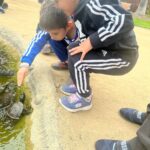Kashmera Shah Instagram - Isn’t it strange that as we grow up we forget that the things that give us the most pleasure are usually free and found in nature. Kids teach us so much. Learn from your kids. Love you my sons #rayaanksharma #krishaangksharma #chikupiku @krushna30 @rishaabchauhaan @artisingh5