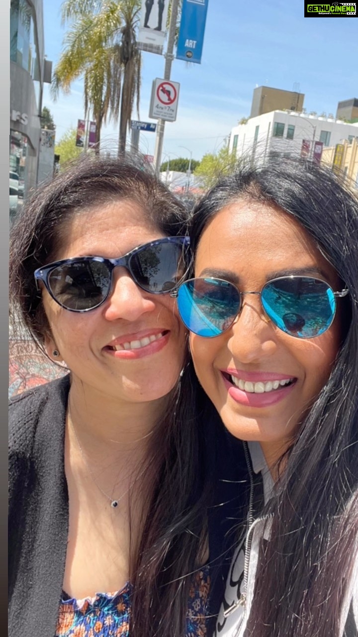 Kashmera Shah Instagram - Thank you for visiting us my darling @amalakhatu hope to see u soon. Kids miss you a lot and keep asking about u. Till I see u again #lovelaways #love #foreverfriends #missu #besties #crazy #college #pals #amu