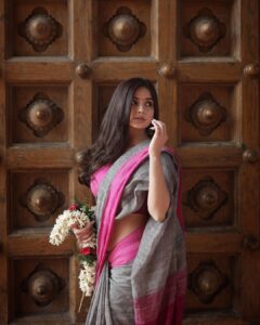 Kashmira Pardesi Instagram - Makar Sankranti chya hardik subhechha. Wishes for Pongal, Bihu, Lohri ♥️✨

Photography @deepak_durai_photography 
Stylist- @labelswarupa 
Managed- @arunprajeethm