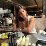Kashmira Pardesi Instagram - That’s me thinking how my best friend has the audacity to live in another city. Delhi, India