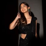 Kashmira Pardesi Instagram - HMUA @sonalsethiamakeup Styled by @rashmitathapa Saree by @aynaa_in Blouse @bhanulabel Jewellery @houseofqc Shot by @nikkhil_bareli Styling team @jasjeet_01